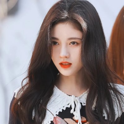 月光和华伦天奴